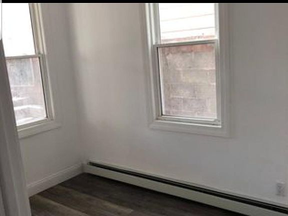 4th image of 65 Newark Ave Fl 1ST