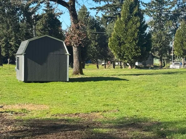 1755 Eider St SE, Jefferson, OR 97352