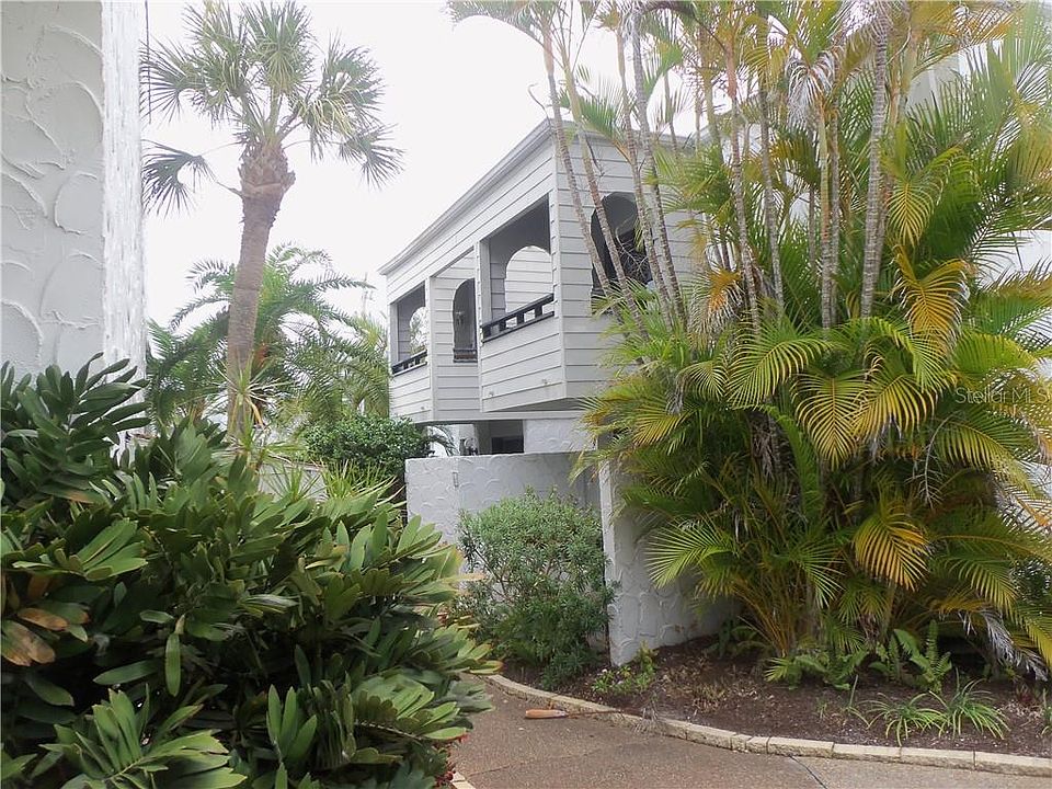 1st image of 1555 Tarpon Center Dr APT 203