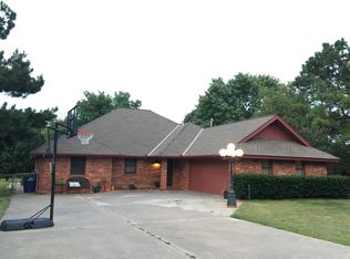20308 SE 39th St, Harrah, OK 73045