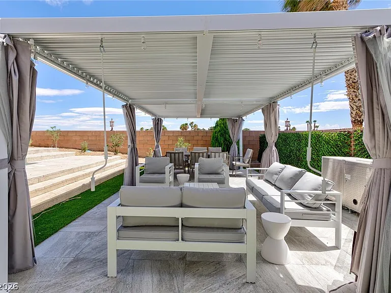 6525 Ponderosa Way — Photo 52