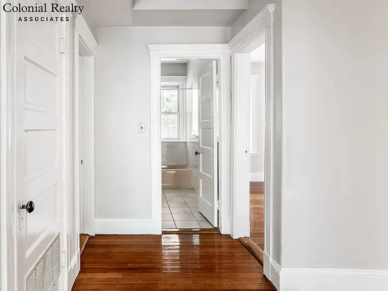 10 Strathmore Rd #22 — Photo 22