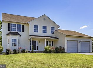 6 Meadowcrest Ln, Bear, DE 19701