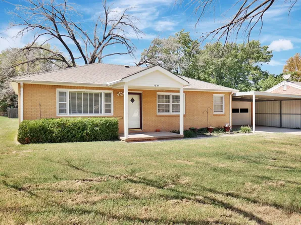 1841 N Woodrow Ave, Wichita, KS 67203