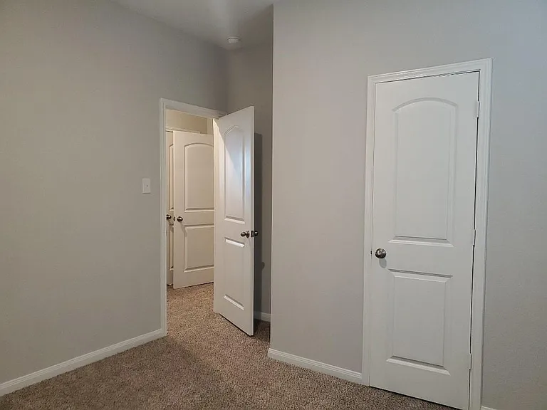 136 Constitution St — Photo 13