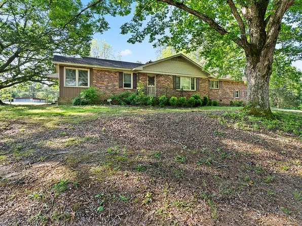 6415 Indian Mound Rd, Laurens, SC 29384