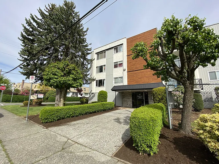 46109 Gore Ave — Photo 12