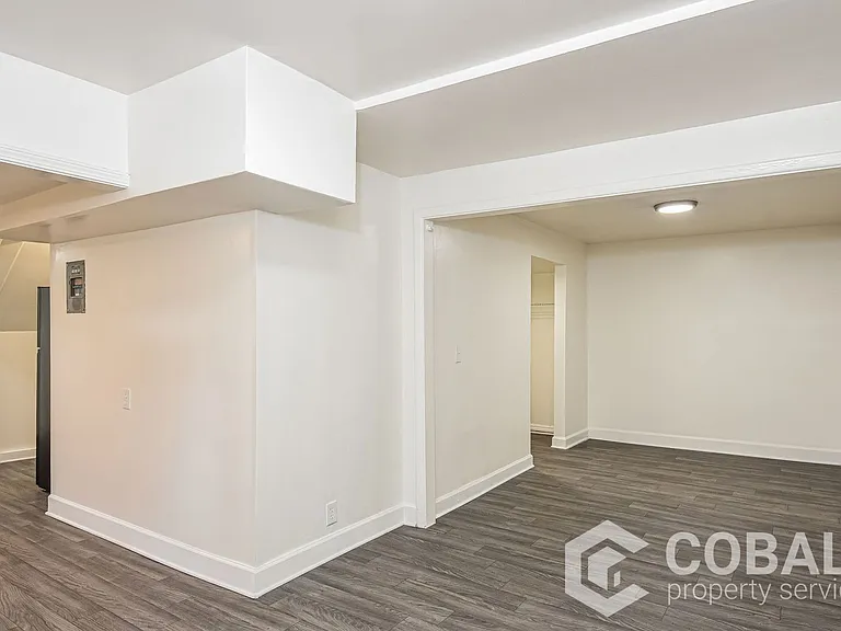 1992 Woodland Hills Ave NW #4 — Photo 5
