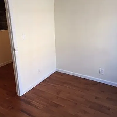 Rented by Reliance Realty Partners LLC  | media 8