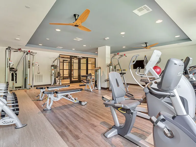 The Laurel Preston Hollow — Photo 11