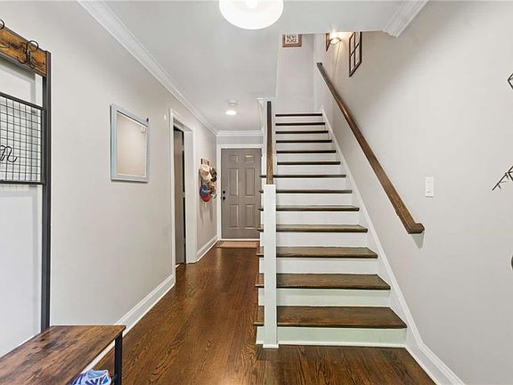 4th image of 919 Faith Ave SE #5
