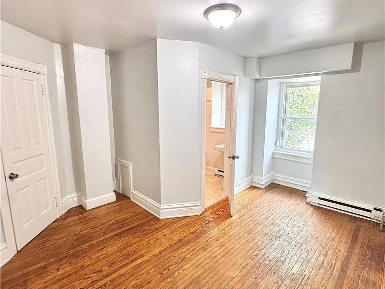 1103 W Linden St #3 — Photo 8