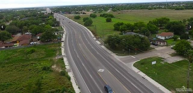 2nd image of 3412 N La Homa Rd