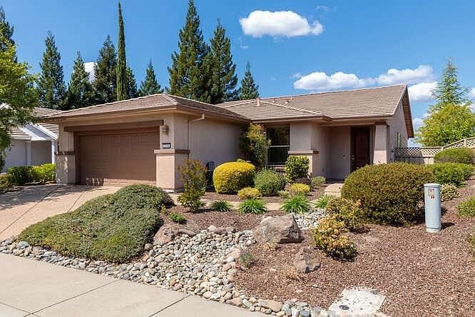 1st image of 2238 Kingfisher Ln