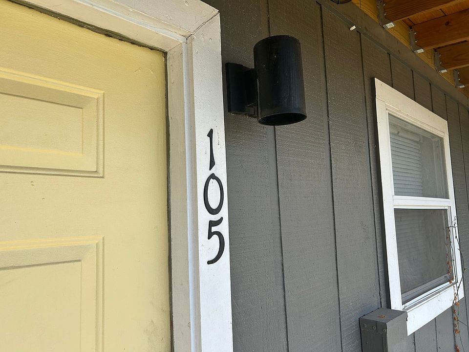 1st image of 1935 W Stone St #105