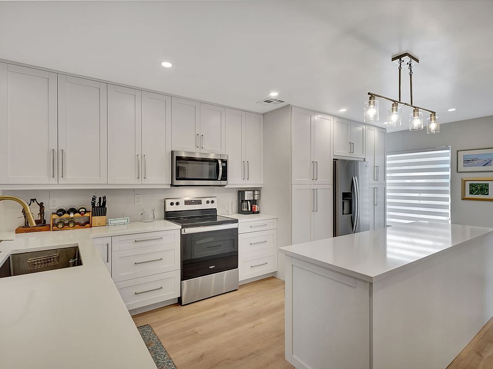 1151 Calamondin Terr, 101 - Kitchen 1