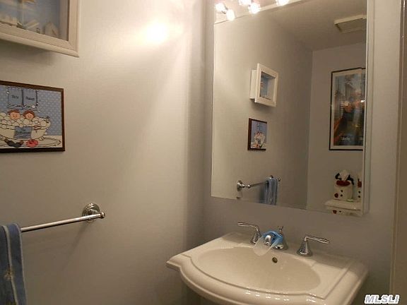 5th image of 100 Daly Blvd APT 2008
