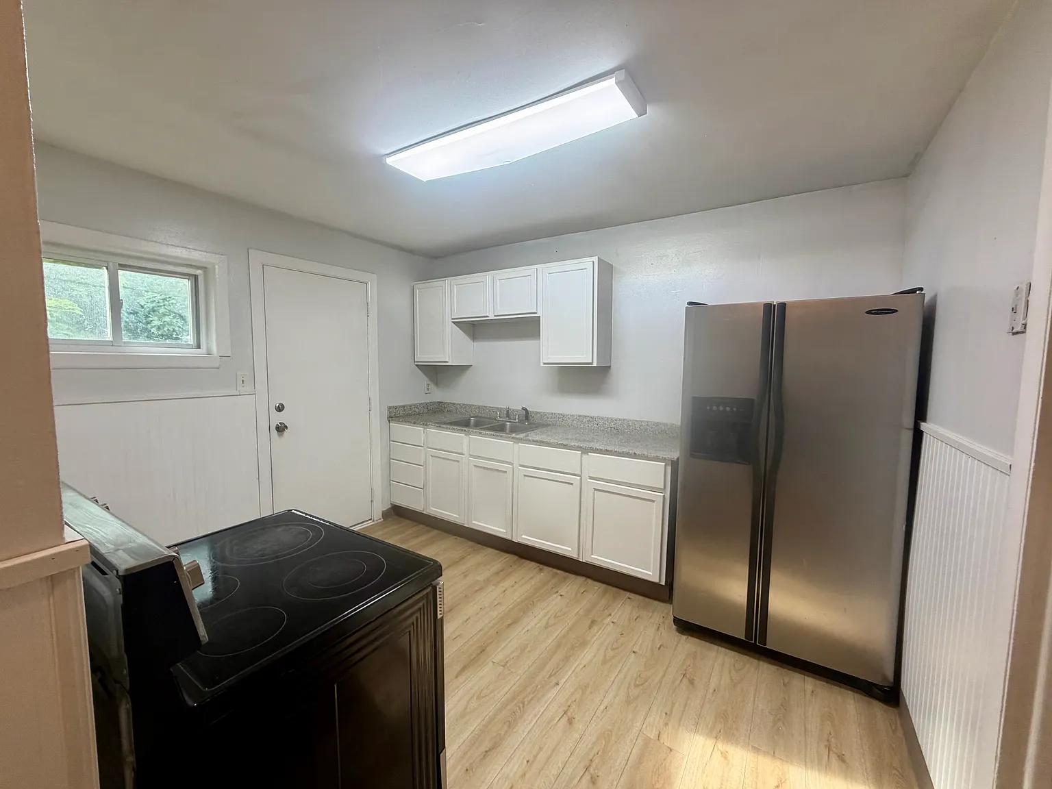 2 bed, 1000 sqft, $1,075 — Photo 4