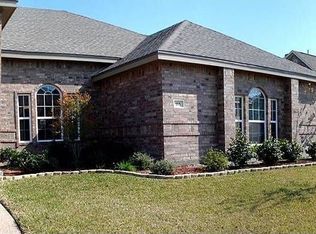 115 Pine Valley Dr, Portland, TX 78374