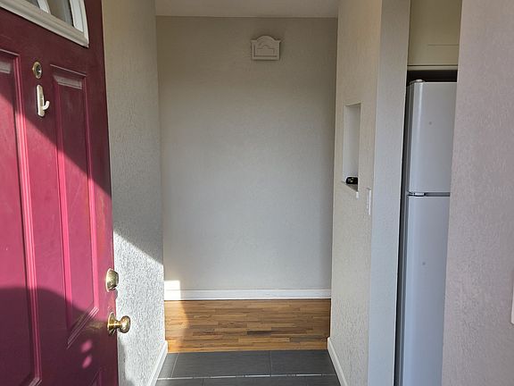 3rd image of 213 SE 8th St
