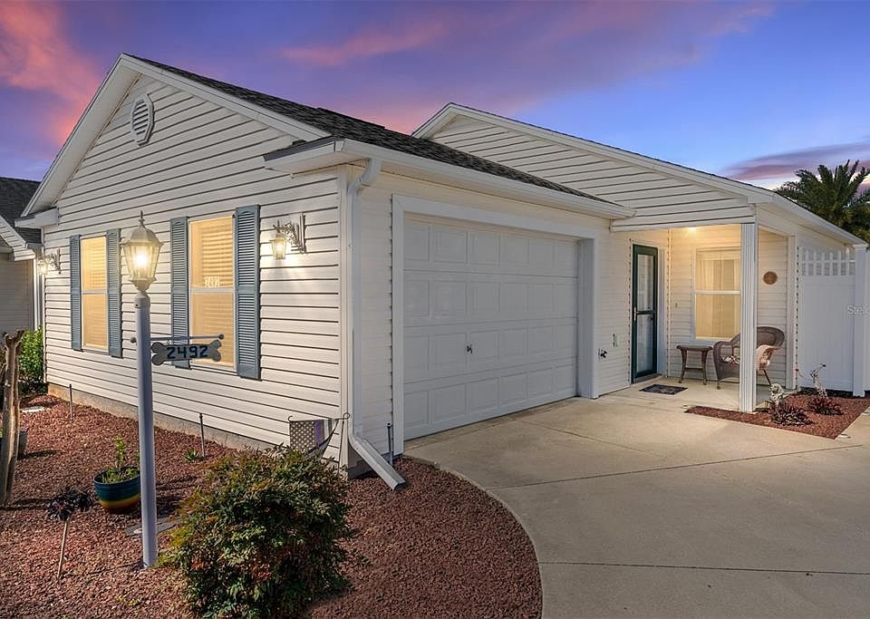1st image of 2492 YALAHA AVENUE