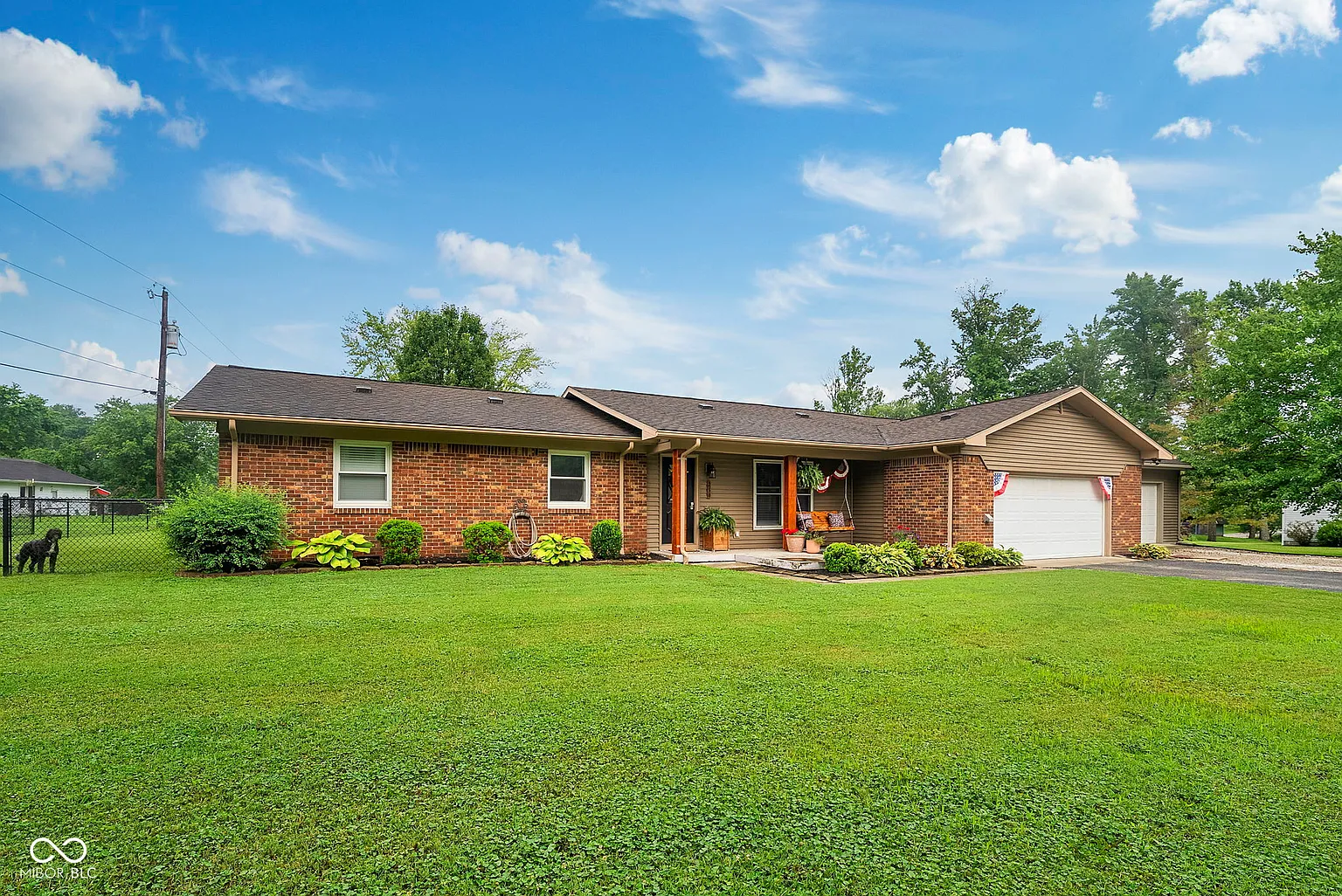 239 E Colony Acres Dr photo 1