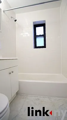 Rented by Link NY Realty | media 17