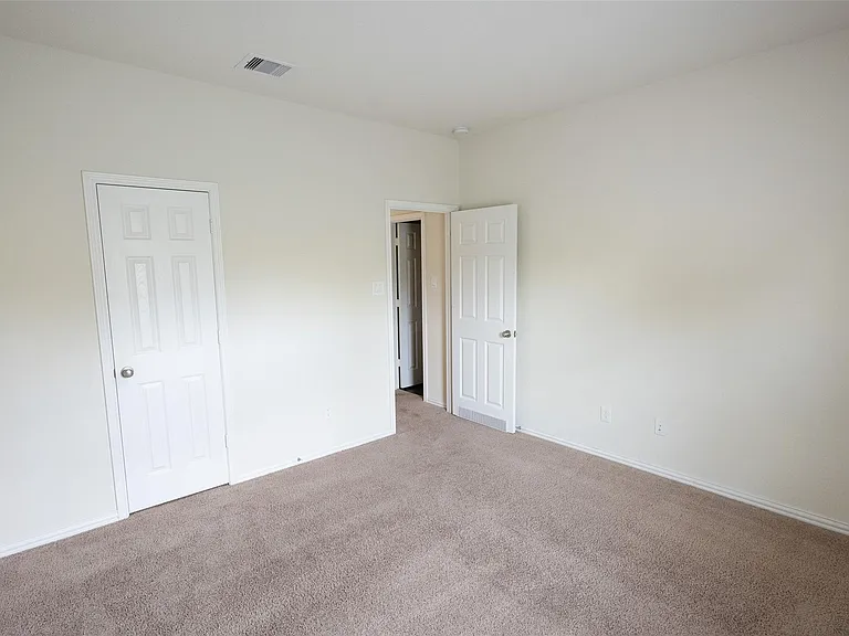 216 N Lynx Trl — Photo 38