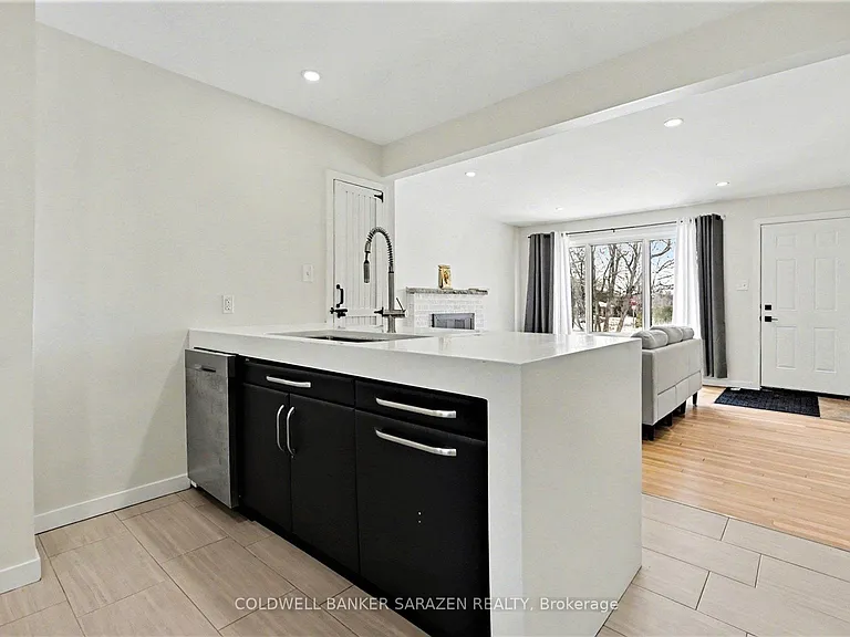 1103 Frances St — Photo 11