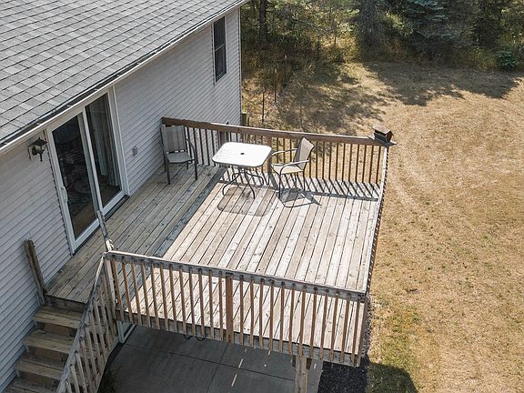 4th image of 3705 Mapledge Ct NE