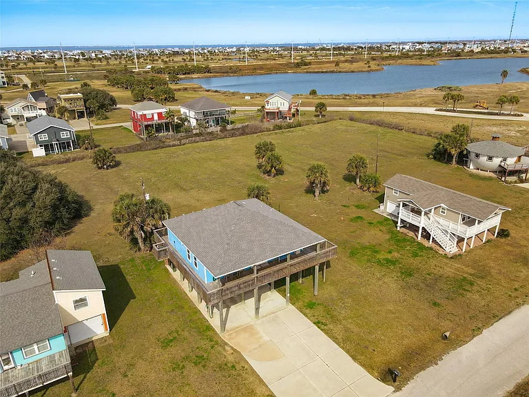 14110 Miramar Dr — Photo 37