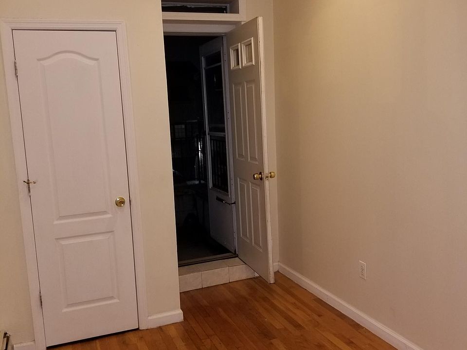 1st image of 8742 15th Ave