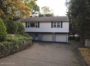 41 Hassake Rd #R, Old Greenwich, CT 06870