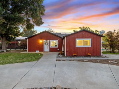 10448 9 1/2 Avenue, Hanford, CA, 93230