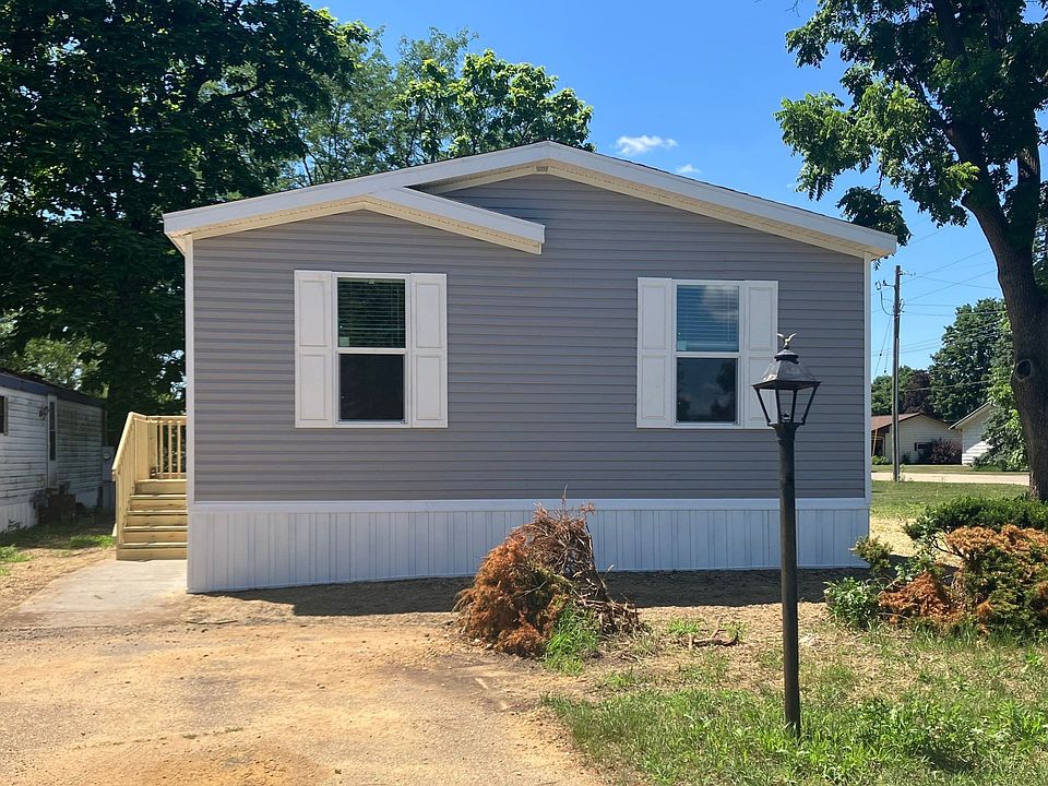 2nd image of 1006 19th Street Site #1