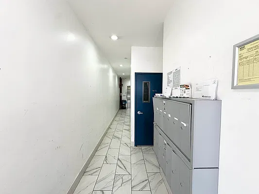 Rented by Highline Residential | media 23
