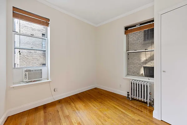 Rented by MNS | media 4