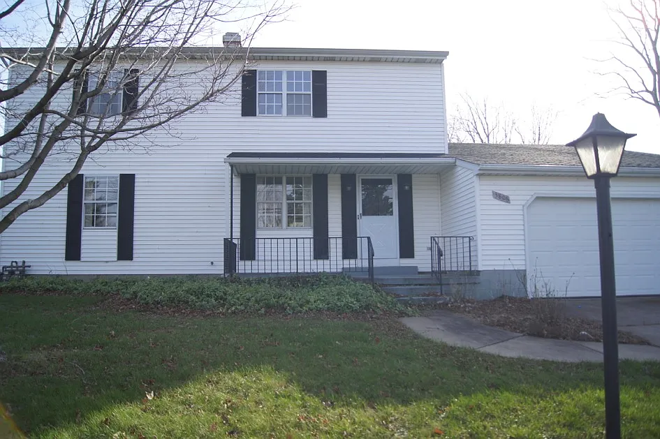 3806 Calico Dr