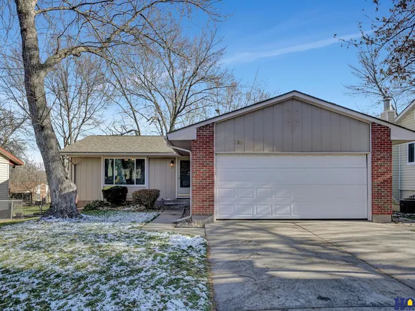 4824 Southwood Dr, Lincoln, NE 68512