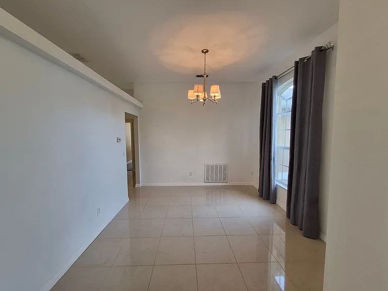 5403 Loma Vista Loop — Photo 10