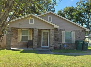 2107 Rosalee St, La Marque, TX 77568