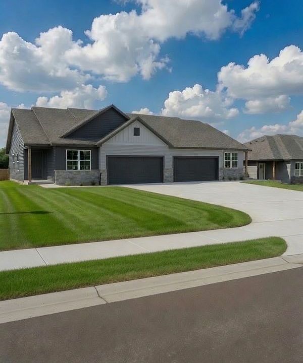 1st image of 20550 W 217th St
