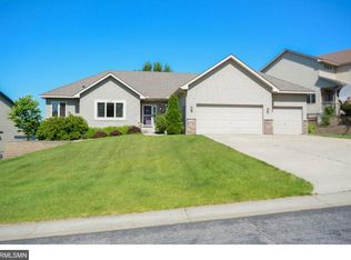 19440 Zumbro Ct NW, Elk River, MN 55330