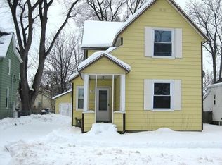 332 W 14th St, Holland, MI 49423