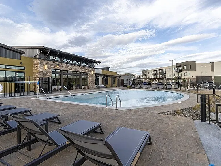 The Retreat Luxury Apartments — Photo 54