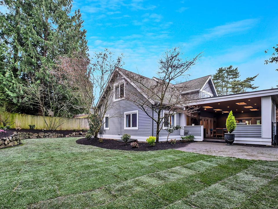 1st image of 10019 NE 29th Pl