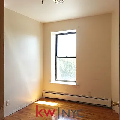 Rented by Keller Williams NYC | media 54