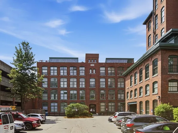 200 Market St APT 510, Lowell, MA 01852