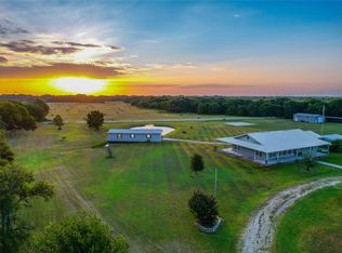 1522 Lcr 177 Rd, Hubbard, TX 76648