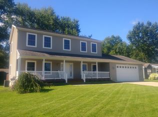 5695 Coddington Ln, Kalamazoo, MI 49009